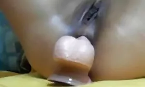 Ein seltsames Mädchen reife frauen porn hd entdeckt einen Gummi in ihrem Zimmer. Dieses Muster begann es zu saugen und fest im Spiel zu halten. Infolgedessen wurde eine künstliche Gattung durch die Wände einer dünnen Frau gefüllt, die sich auf dem Boden befindet und Sperma hat. Samen bedeckten den ganzen Körper eines Mannes.