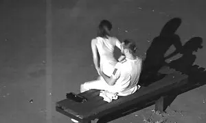 Eine große Frau gibt dem Mann ihre Zunge, die ihn schnell erregt. Nach einer Minute ging die Dame zum Pastor und traf mit einem Blitz. Der Junge war reife frauen porno kostenlos fertig, und schließlich, nach ein wenig Arbeit mit dem Mund, muss der Mann geben.