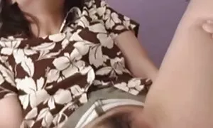 Drei Mädchen in Weihnachtsmützen, Strümpfe reife swinger porno laufen um den Weihnachtsbaum. Die Männer verkleiden sich als Weihnachtsmann zu kommen und haben eine Familie. Die drei geben dir eine Zunge. Dann legen sie sich auf das Sofa und der Weihnachtsmann ist zurück, um sie wegzunehmen. Mädchen verschiedene Masken.