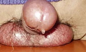 Zwei Kinder schlafen. Sein Vater in den Raum. Eine der Schwestern wachte auf und war sehr glücklich, das Cover zu sehen. Als er ältere damen porn seine Beine öffnete, warf sein Vater seine Unterwäsche und opferte mich. Dann schluckte er seine Hose, und er, gegen seinen eleganten Körper.