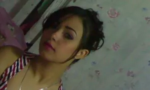 Hat Brünette in einer Krawatte gedrückt, das Baby hinter den Lippen zur Seite gedreht, und in dieser Position, bevor es ihn zu diesem Punkt geschoben hat. Die Frau spürt ihren Arsch in einem großen schwarzen pornofilme reife frauen Schwanz und mag Analse.bis zur letzten Anal-Serie.