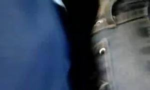 Die Russen folgten ihm zum nächsten Eingang, um ihn ebenfalls zu saugen. Es rauchte reife frauen pornofilme auf der Treppe und nach einer Minute beginnt die Ziege mit Muschi. Sie tanzt mit einem Deckel auf einem Fass, beschwert sich und isst endlich einen Schwanz, nimmt Sperma in den Mund.