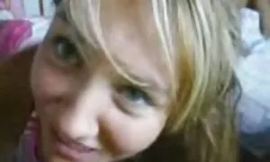 Ein Mädchen mit einer Figur deutsche reife porno sagte mit einem alten Mann. Der alte Mann hatte beschlossen, den ganzen Tag zu zittern und begann sich darin zu verstecken, das Mädchen stimmte nicht zu. Sie fing an, die Stirn zu runzeln und ihre Titten zu küssen, nachdem sie den Mantel ausgezogen hatte, und richtete dann ihren Arsch auf.