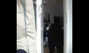 Das Kind beginnt Schmerzen zu bekommen, die mich ernsthaft irritieren. Dann tanzt der Schwanz reife frauen porn tube auf der Couch auf einer nassen Couch. Foto stöhnen aus der Höhe, nachdem sie und der Mann eine Reihe von Möglichkeiten ändern und von der großen Sex, endet zur gleichen Zeit.
